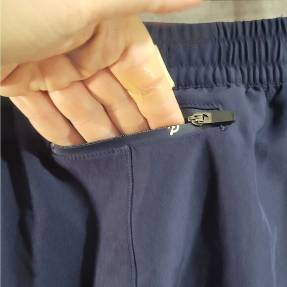 Peloton Blue Athletic Shorts with White Trim Sixw XL - Picture 6 of 10